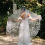 How to measure, style and wear a fingertip veil